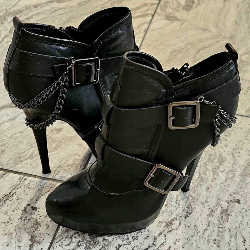 Bakers Ankle Boots